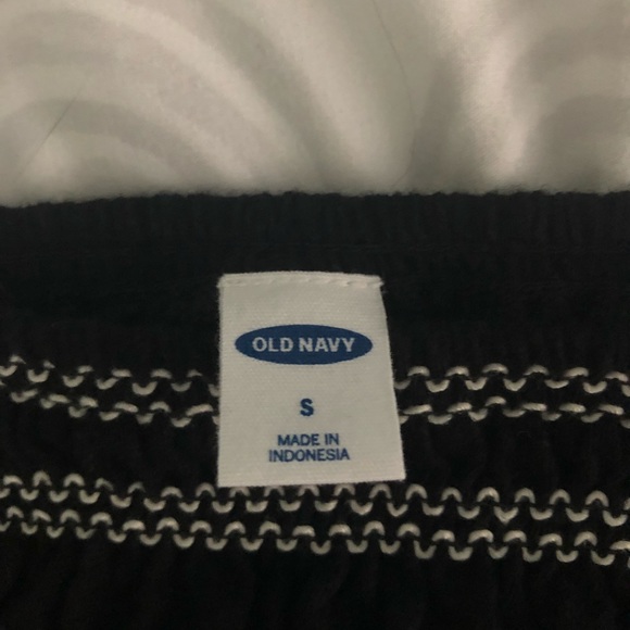 Black off the shoulder top - Picture 3 of 3